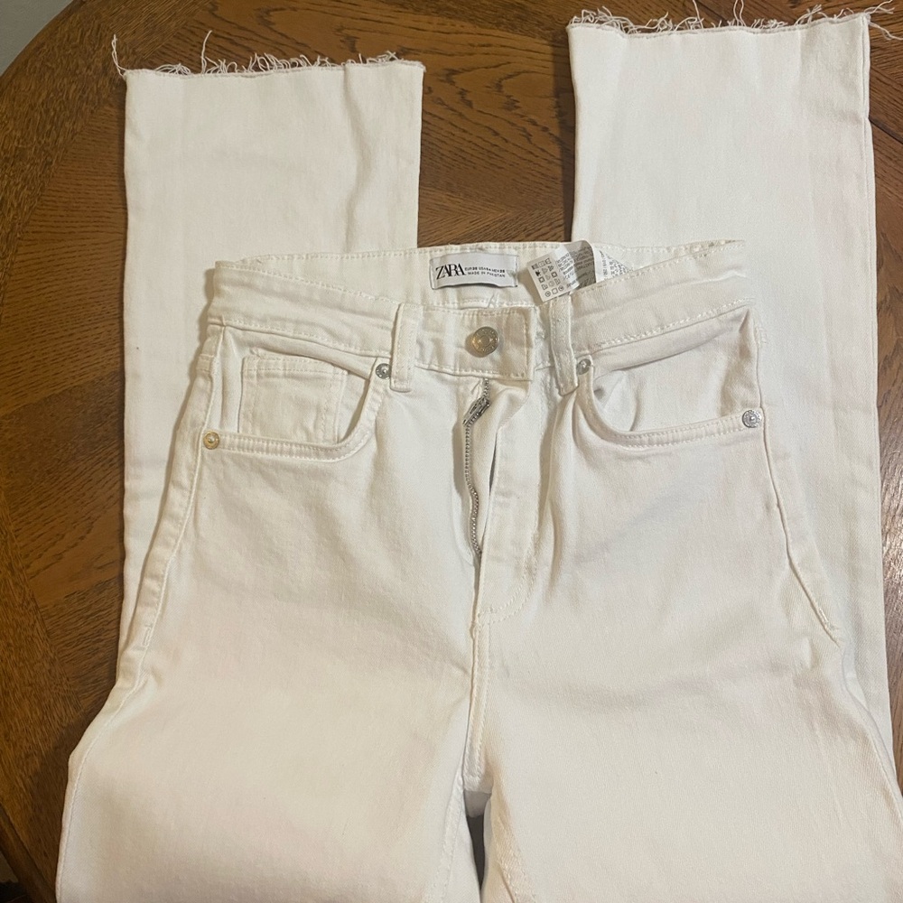 new Zara Women's white Jeans need zipper
